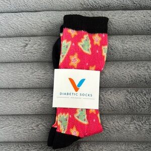 Viasox Diabetic Non Binding Casual Crew Socks with Christmas Print